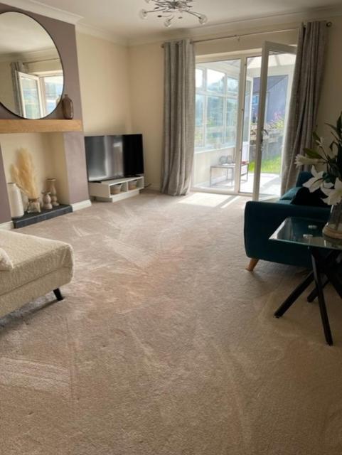 Villa Devonshire Bungalow - Close To The Coast & Lakes. à Cleator Extérieur photo