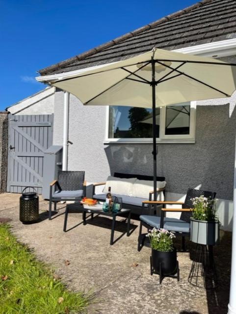 Villa Devonshire Bungalow - Close To The Coast & Lakes. à Cleator Extérieur photo
